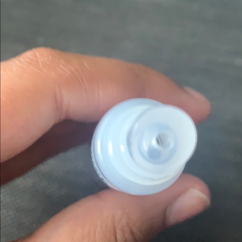 Lip gloss - Picture 4 of 4
